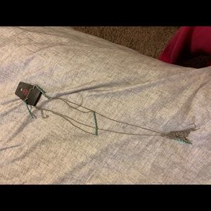 Paparazzi jewelry necklace with earrings